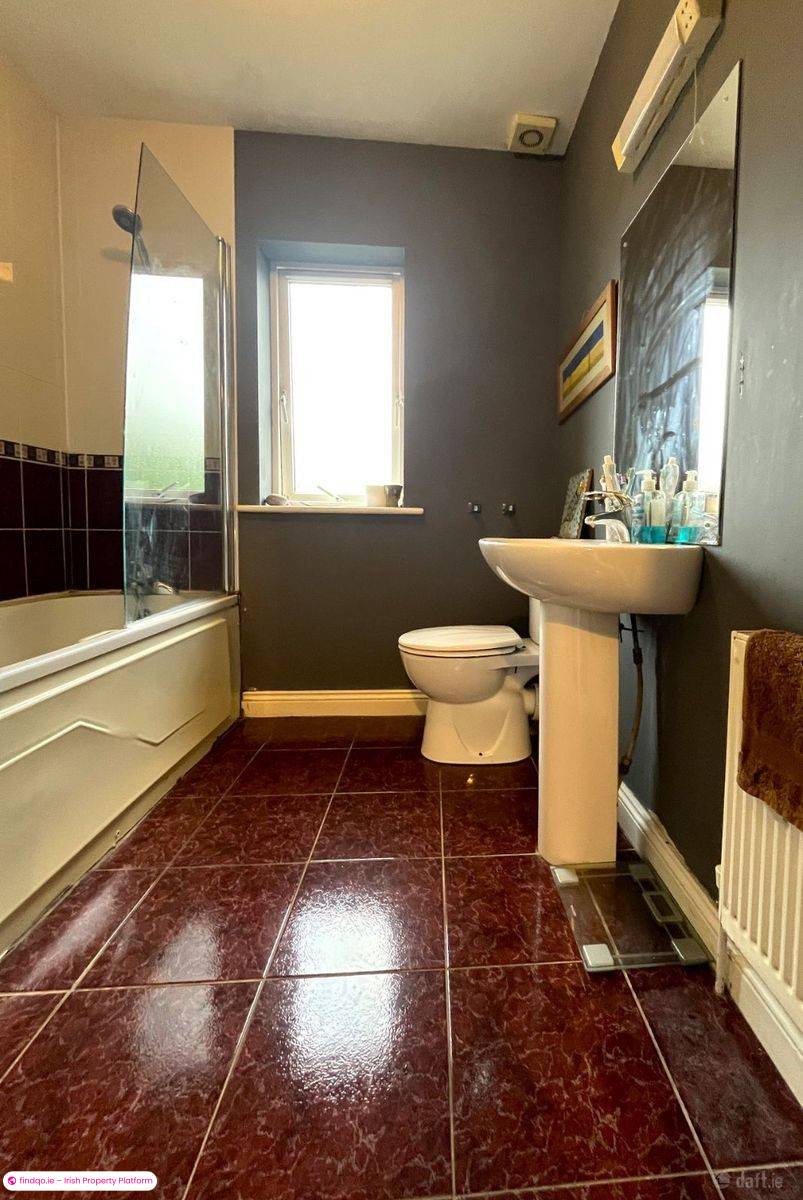 Semi-detached house for Sale in Tullamore, Offaly