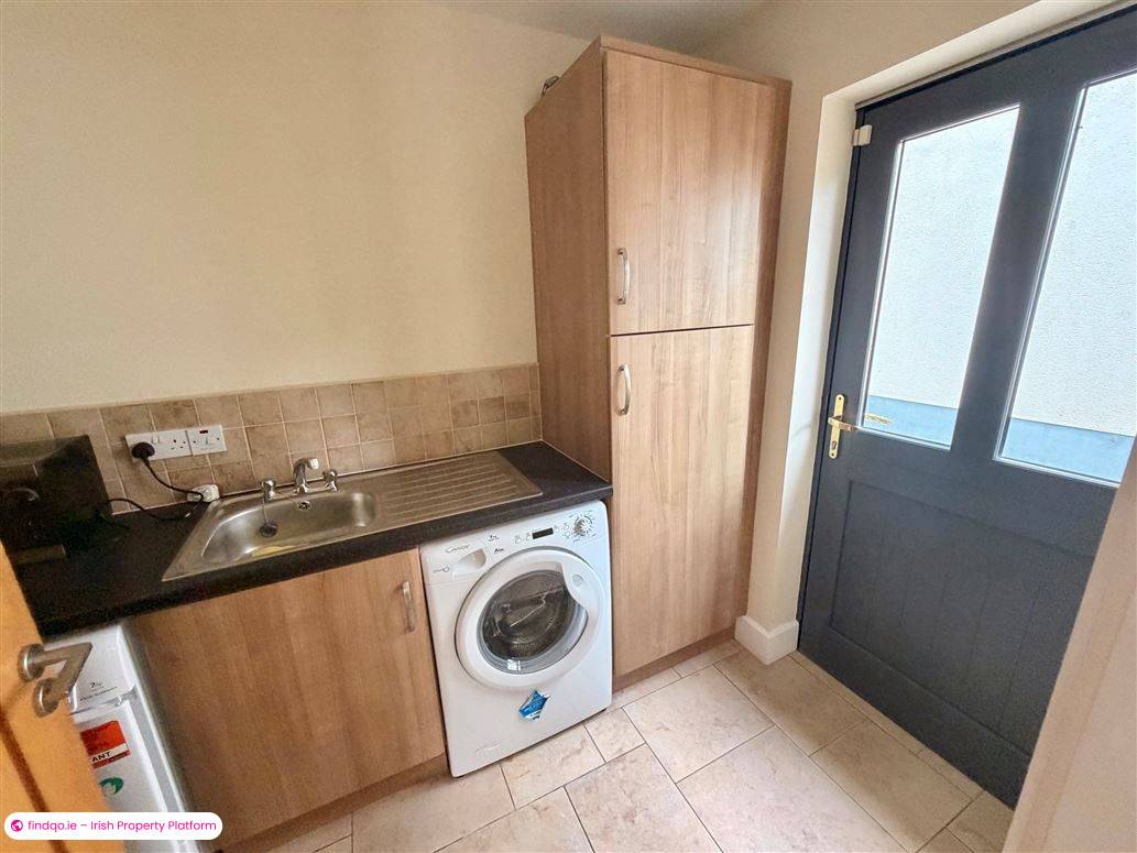 Detached house for Sale in Drumshanbo, Leitrim