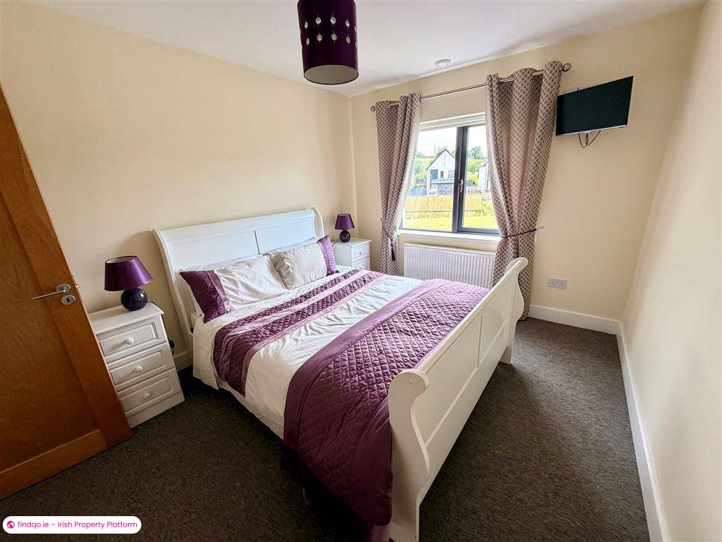 Detached house for Sale in Drumshanbo, Leitrim