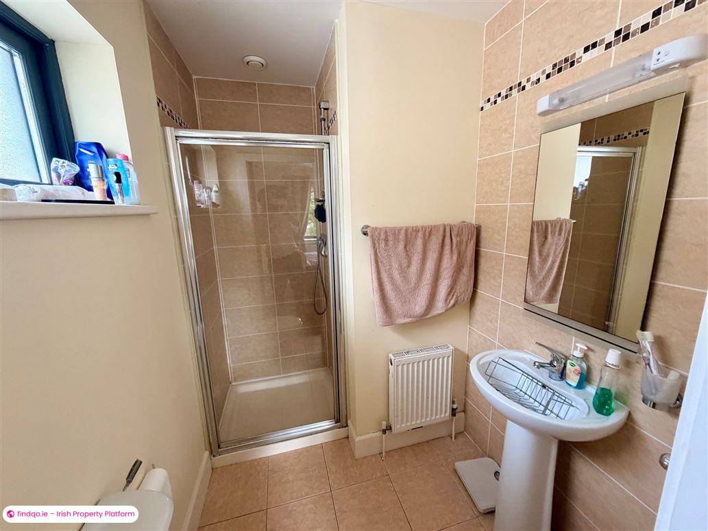 Detached house for Sale in Drumshanbo, Leitrim