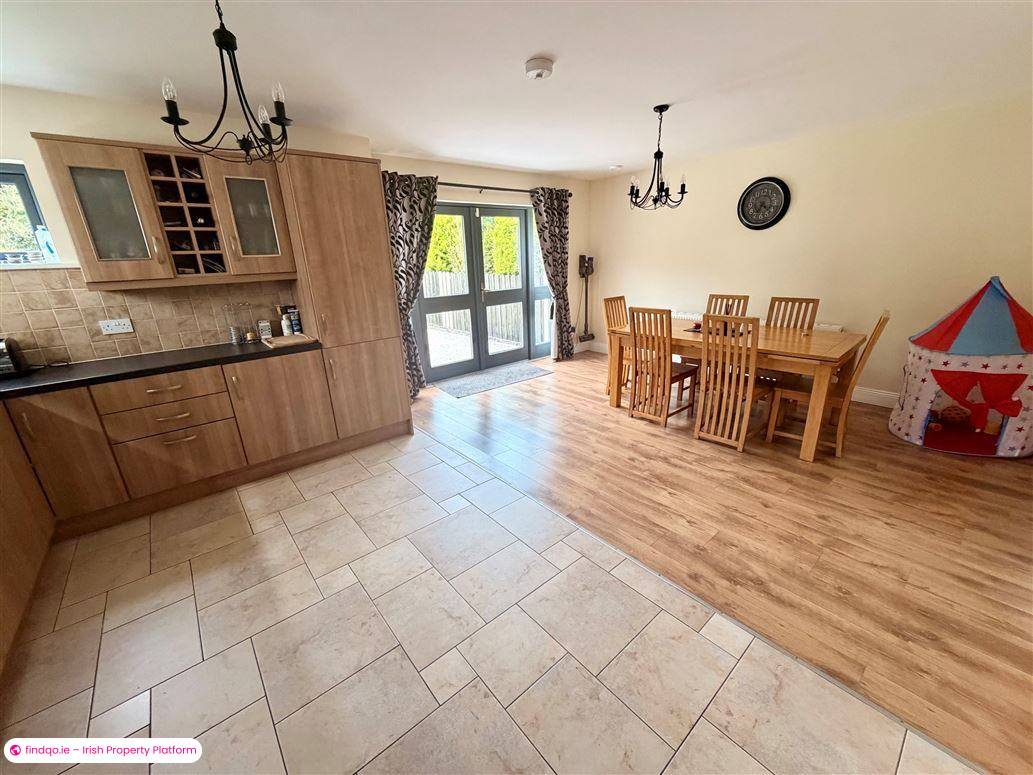 Detached house for Sale in Drumshanbo, Leitrim