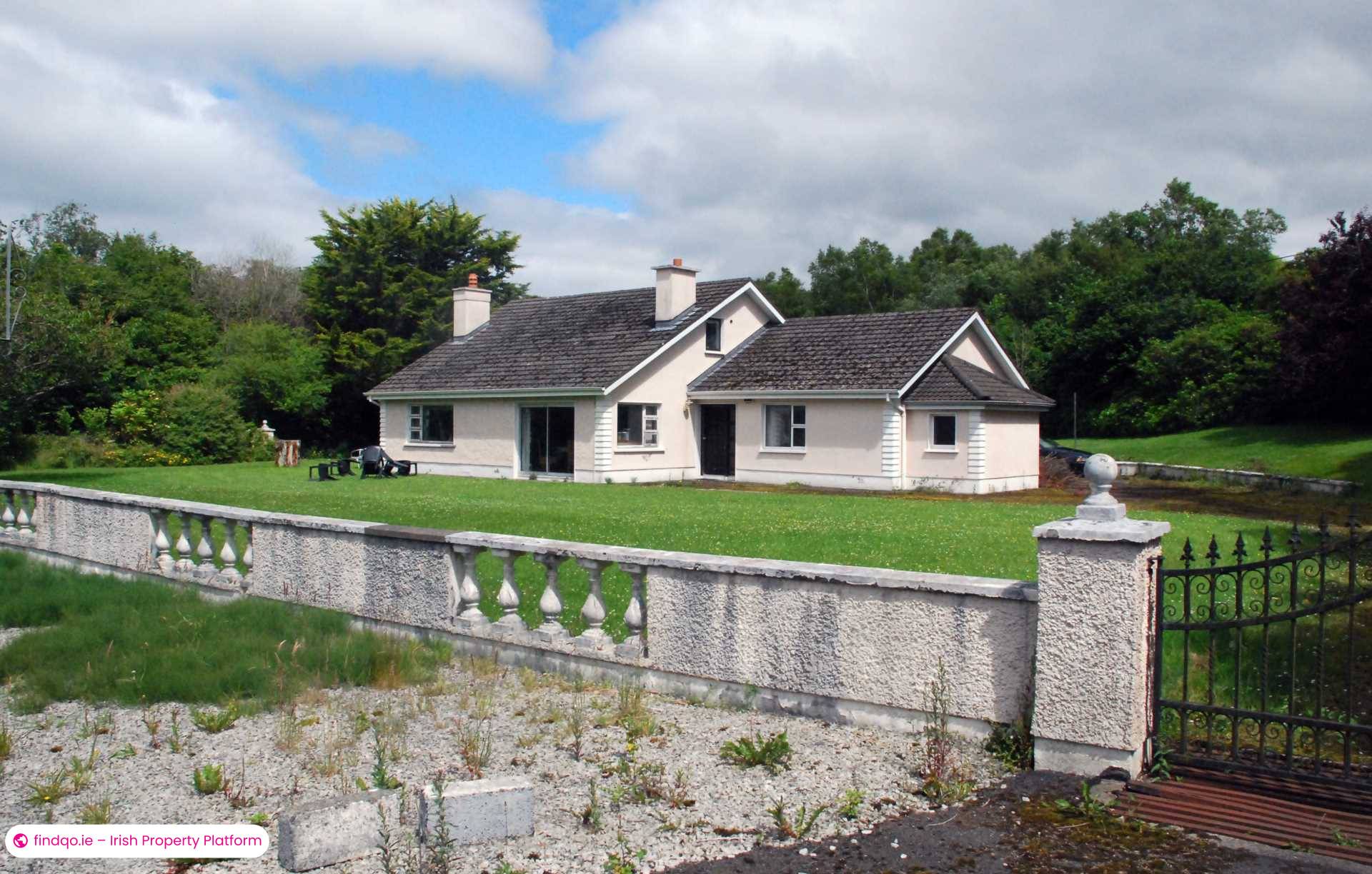 Detached house for Sale in Foxford, Mayo