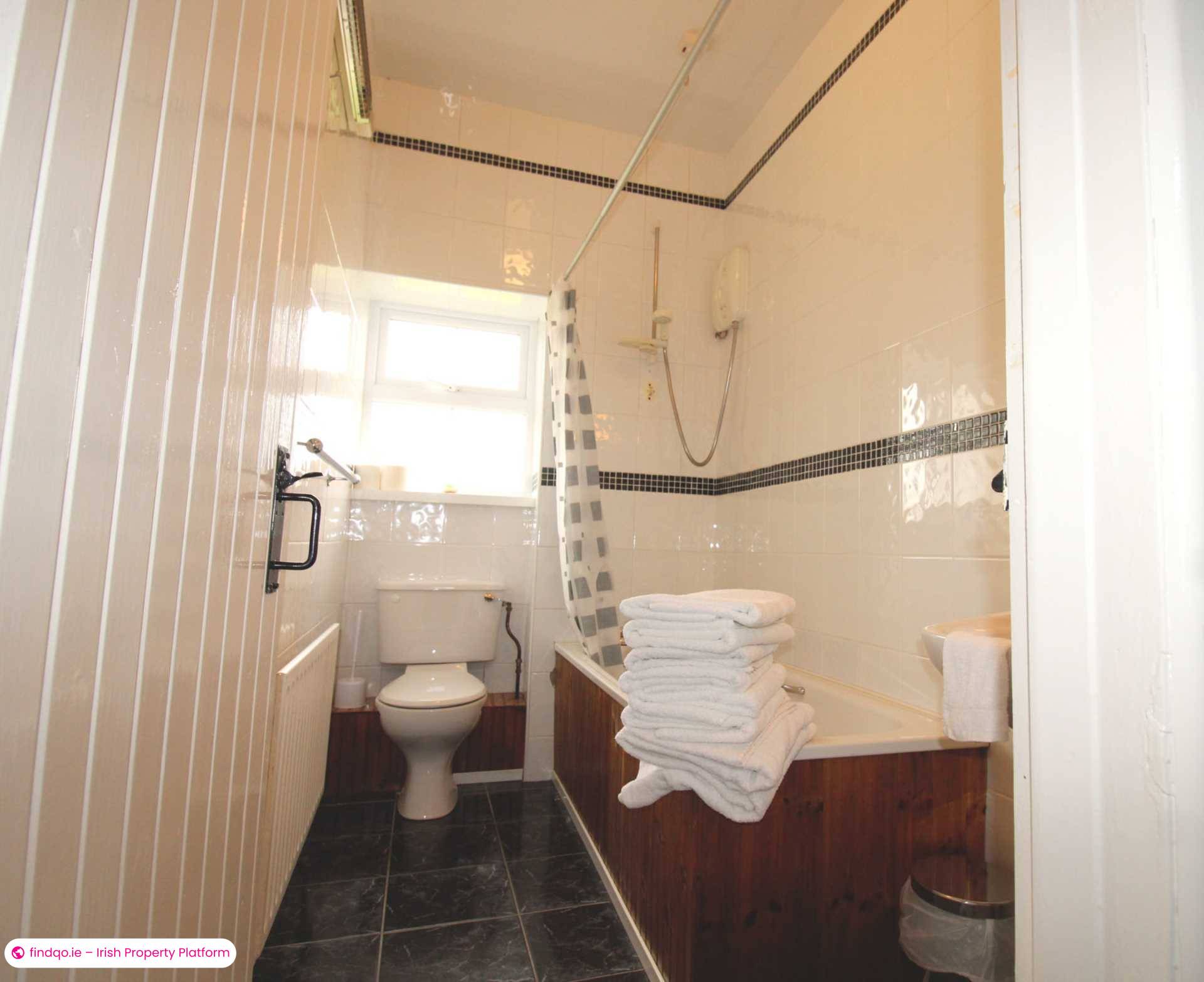 Detached house for Sale in Ballina, Mayo