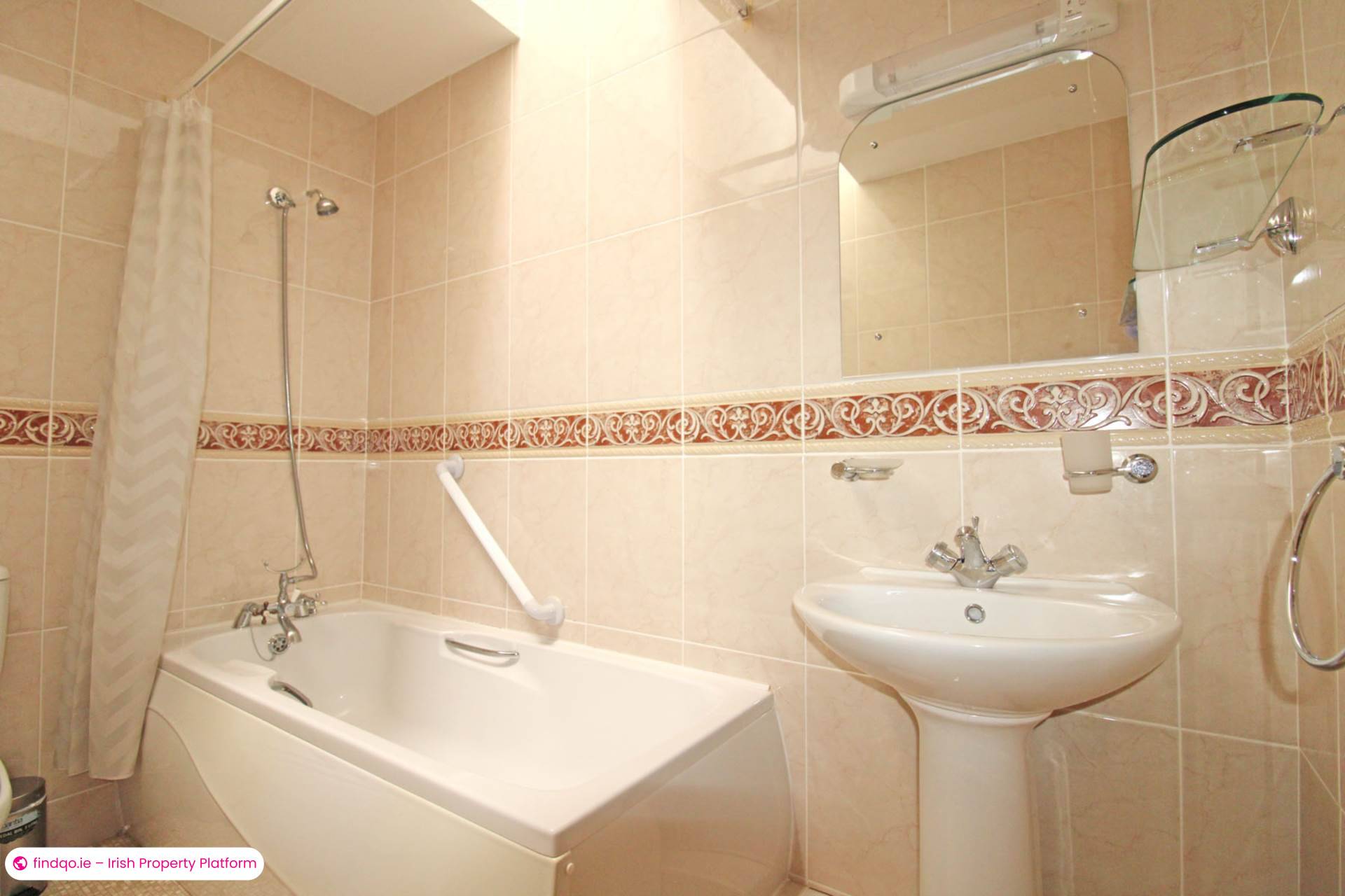 Semi-detached house for Sale in Belmullet, Mayo
