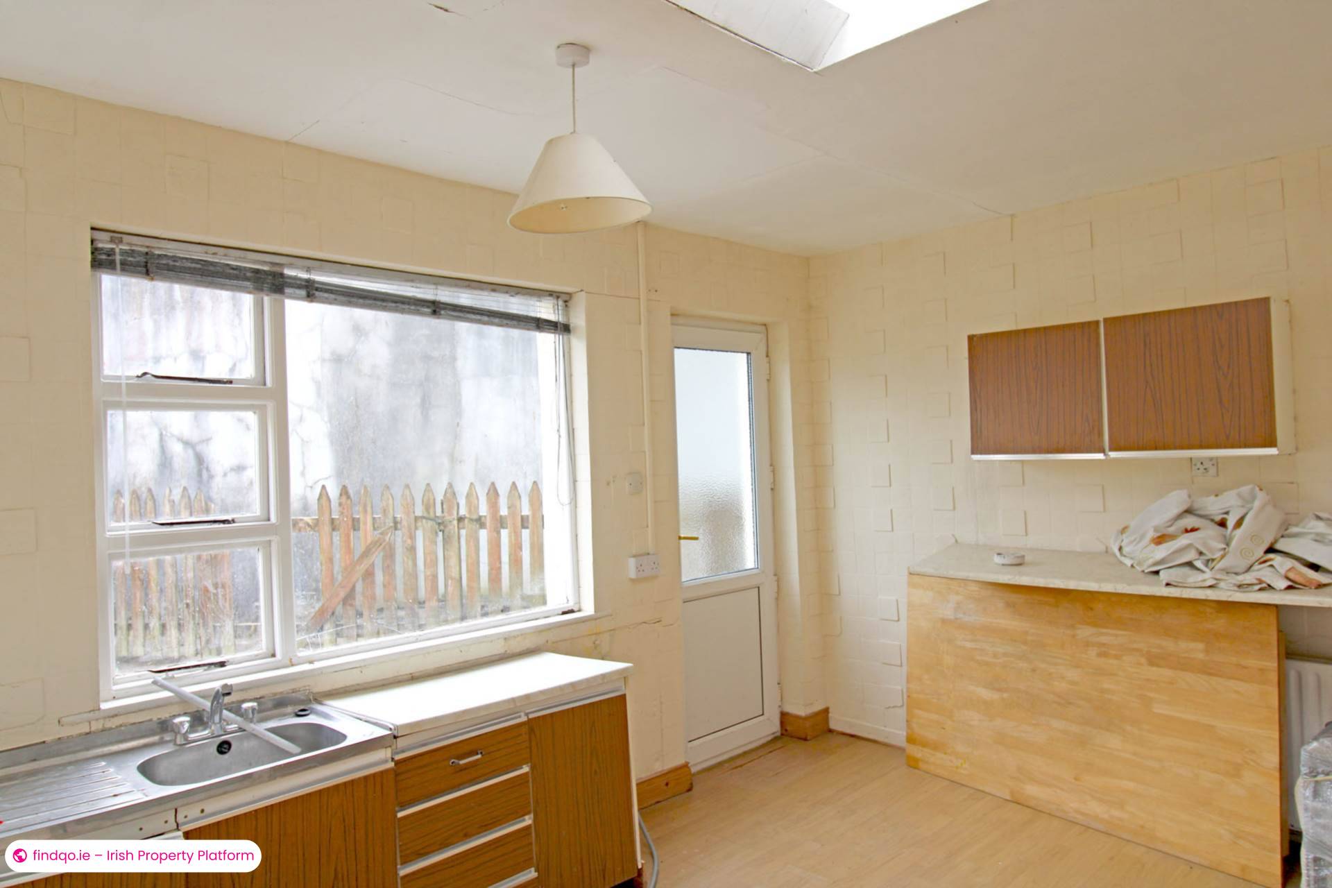 Semi-detached house for Sale in Crossmolina, Mayo
