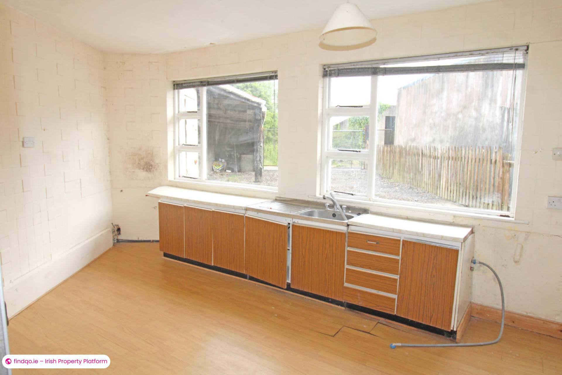 Semi-detached house for Sale in Crossmolina, Mayo