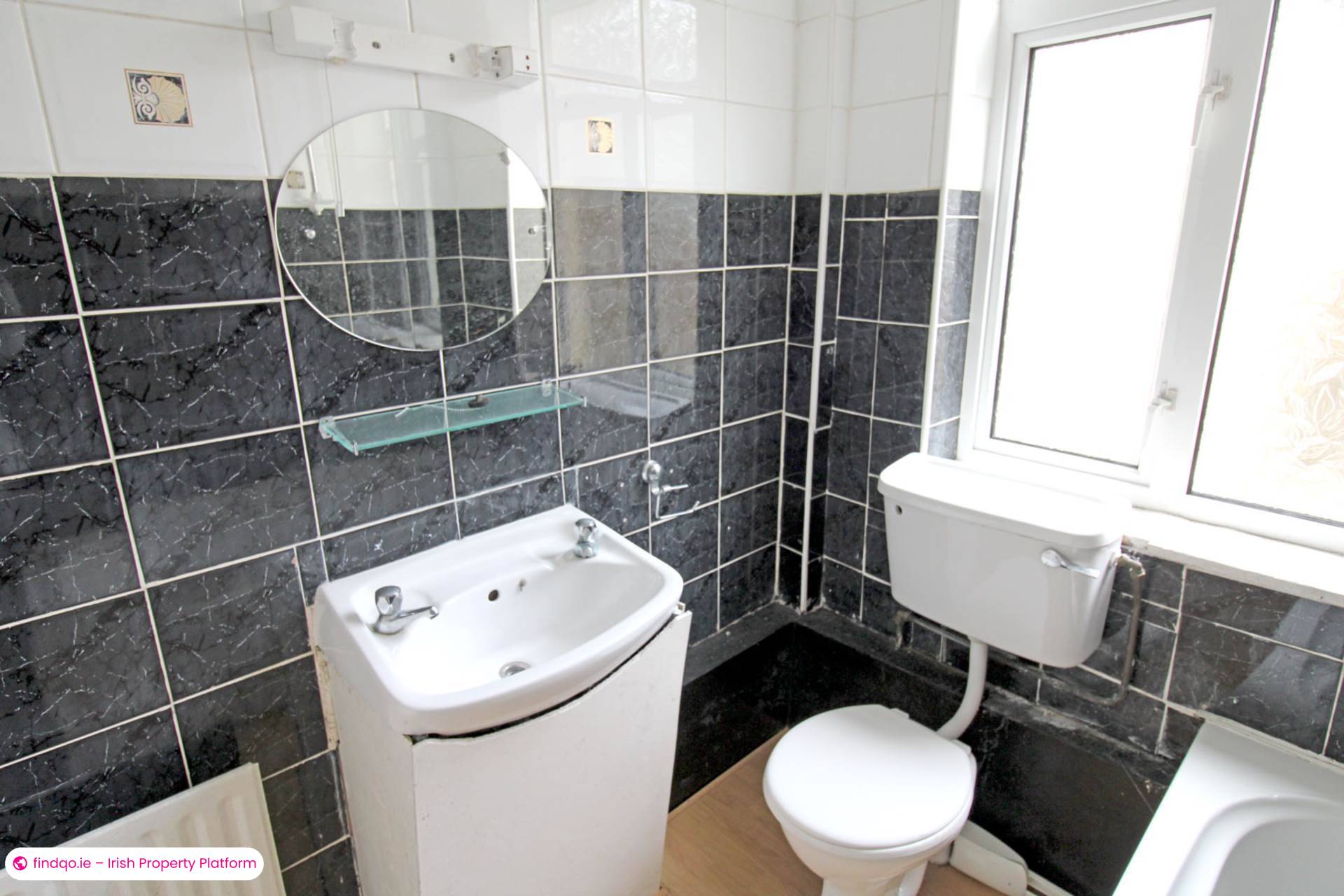 Semi-detached house for Sale in Crossmolina, Mayo