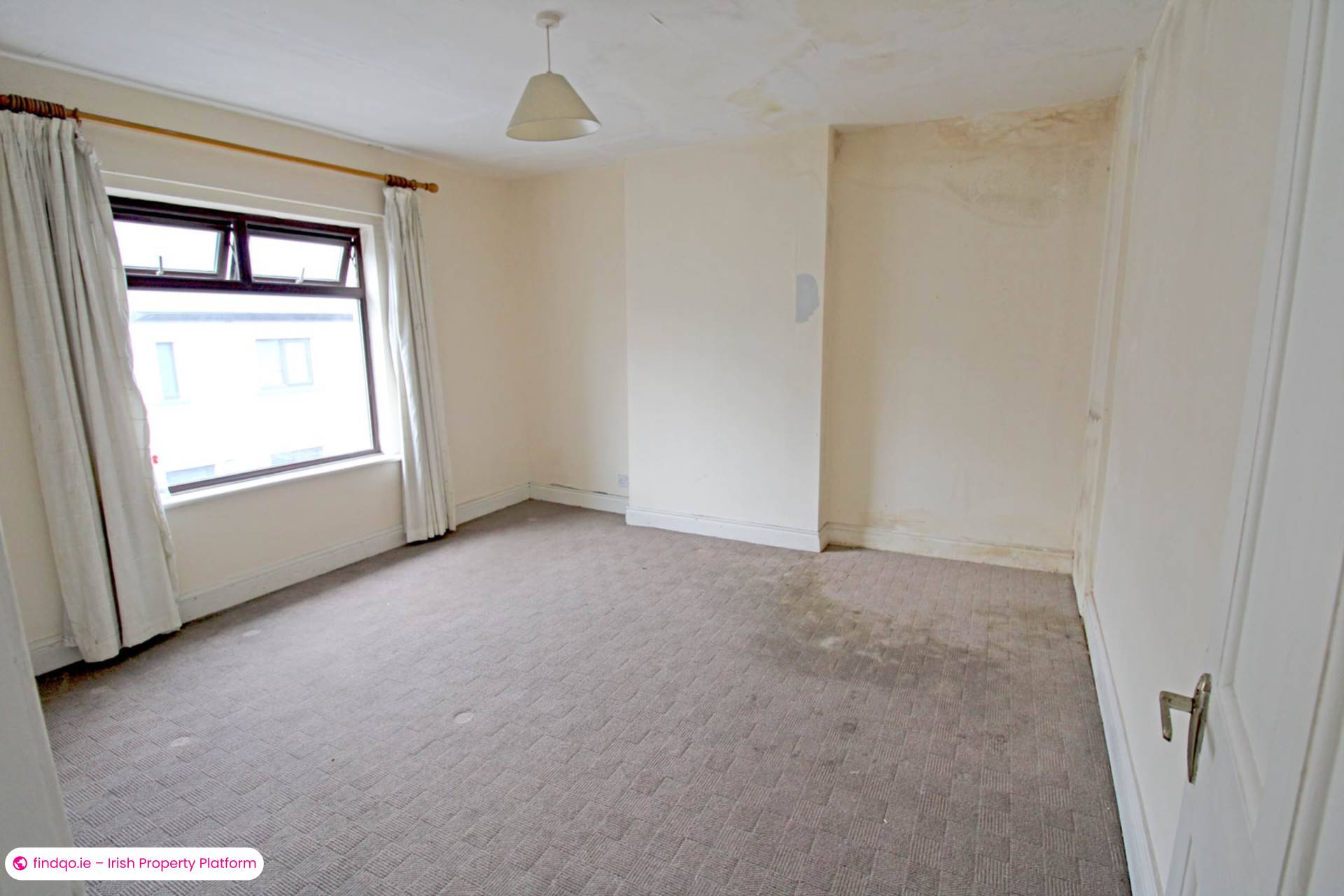 Semi-detached house for Sale in Crossmolina, Mayo