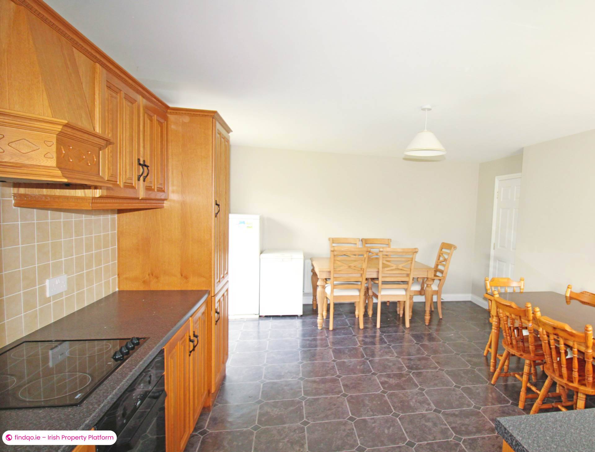 Semi-detached house for Sale in Crossmolina, Mayo
