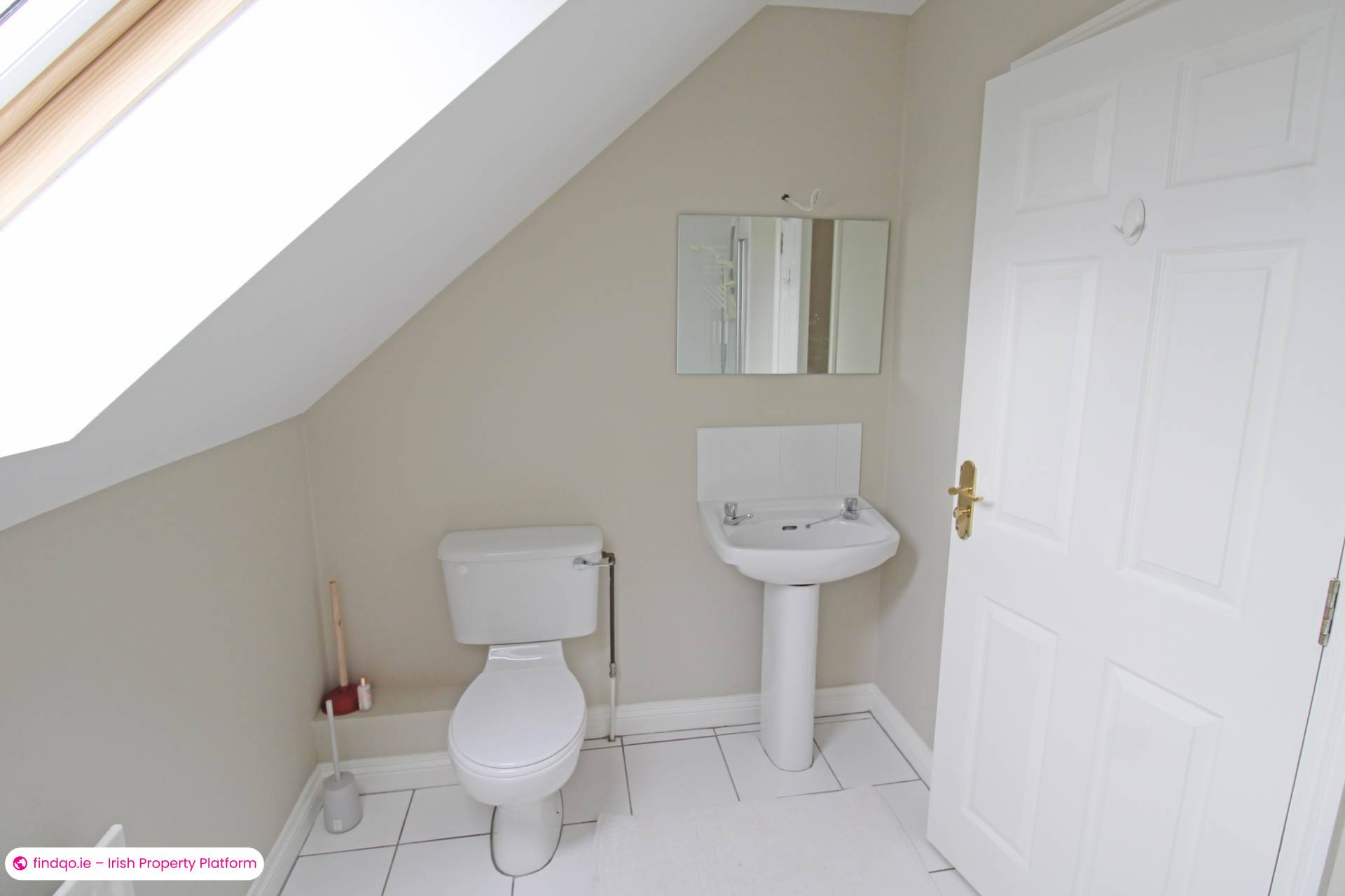 Semi-detached house for Sale in Crossmolina, Mayo