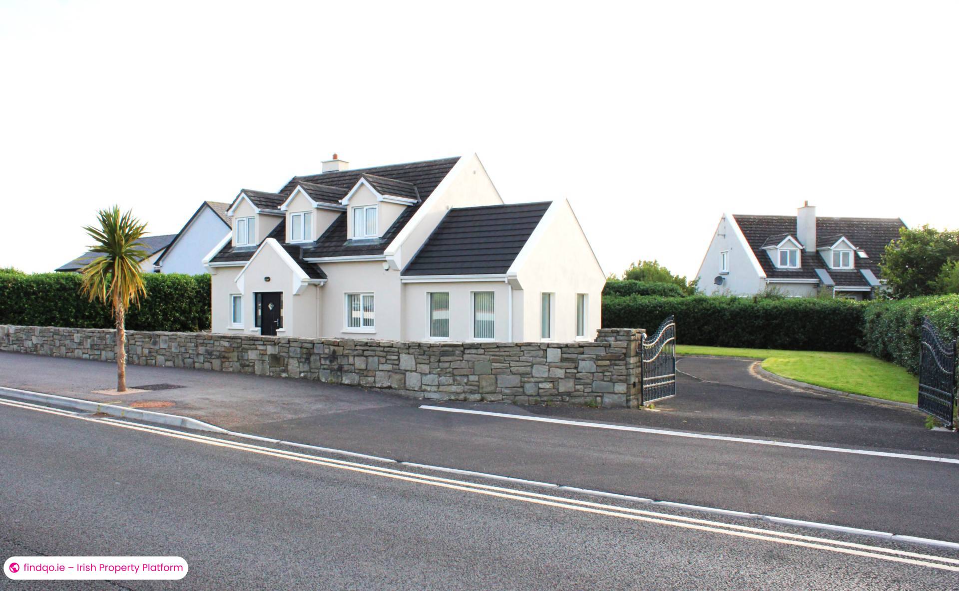 Detached house for Sale in Enniscrone, Sligo
