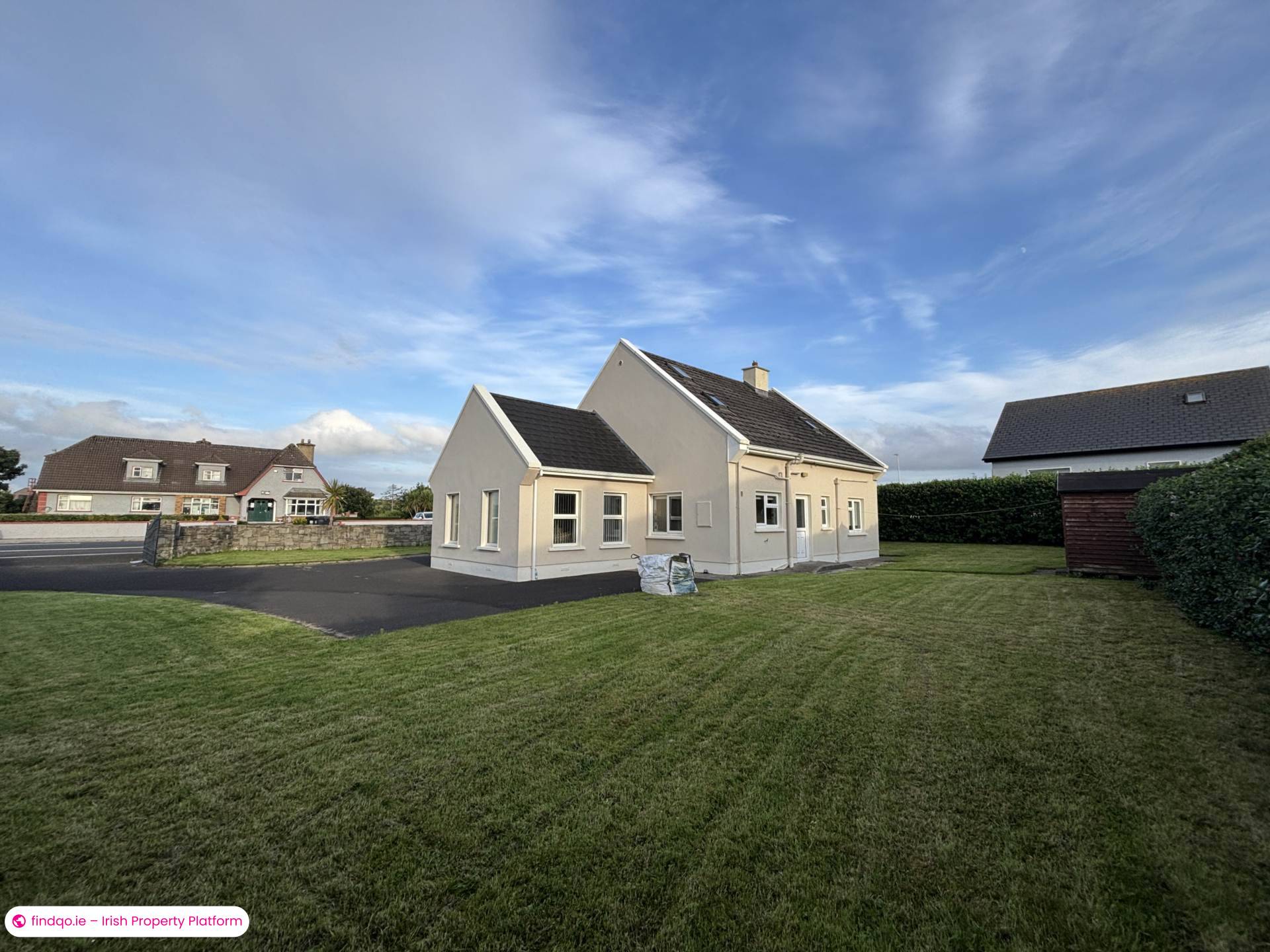Detached house for Sale in Enniscrone, Sligo