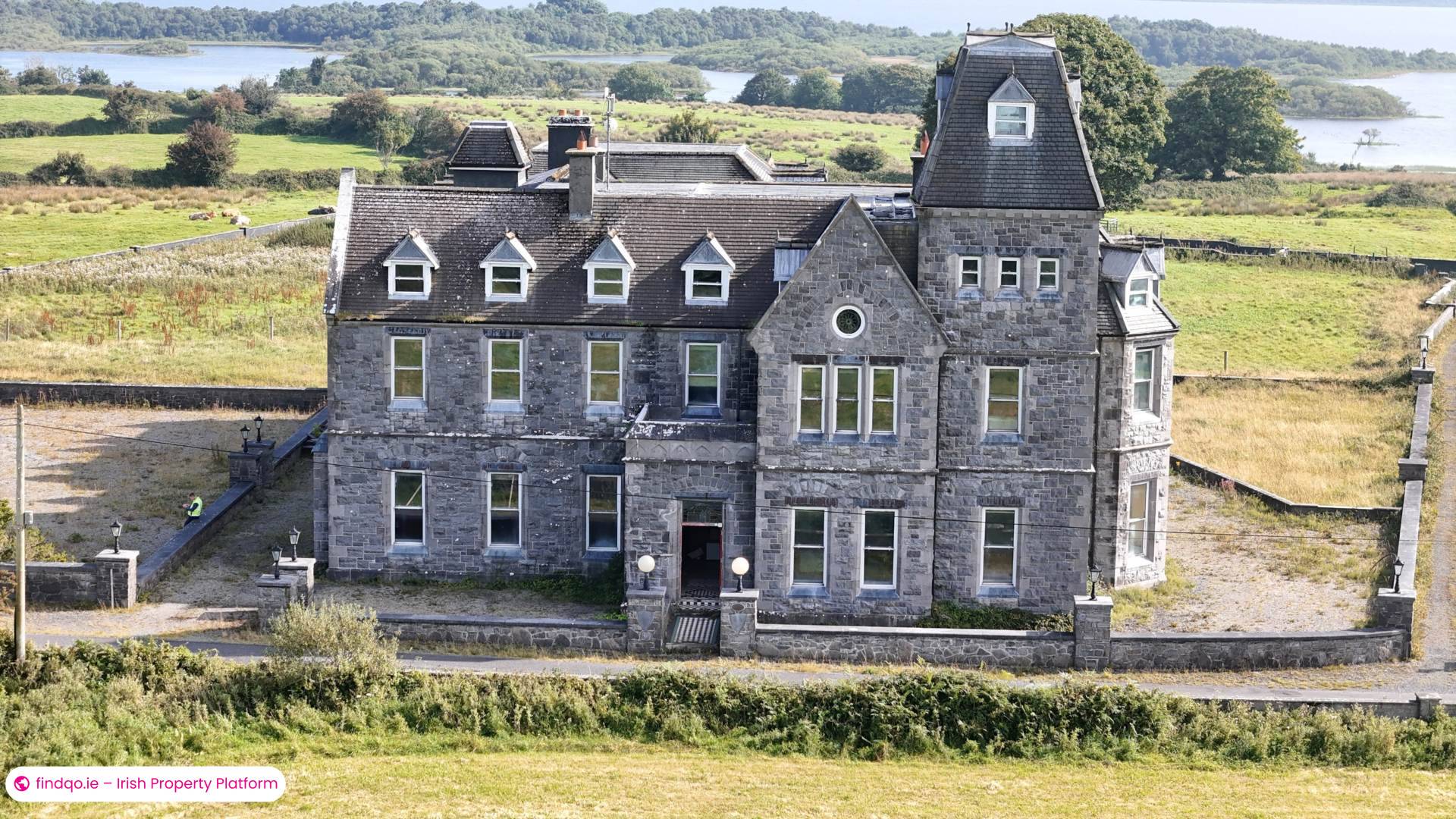 Detached house for Sale in Ballina, Mayo