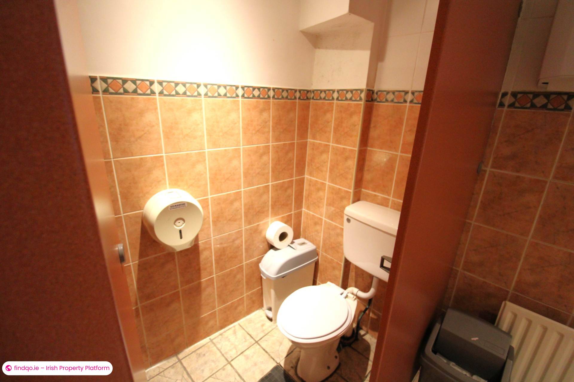 End of terrace house for Sale in Crossmolina, Mayo