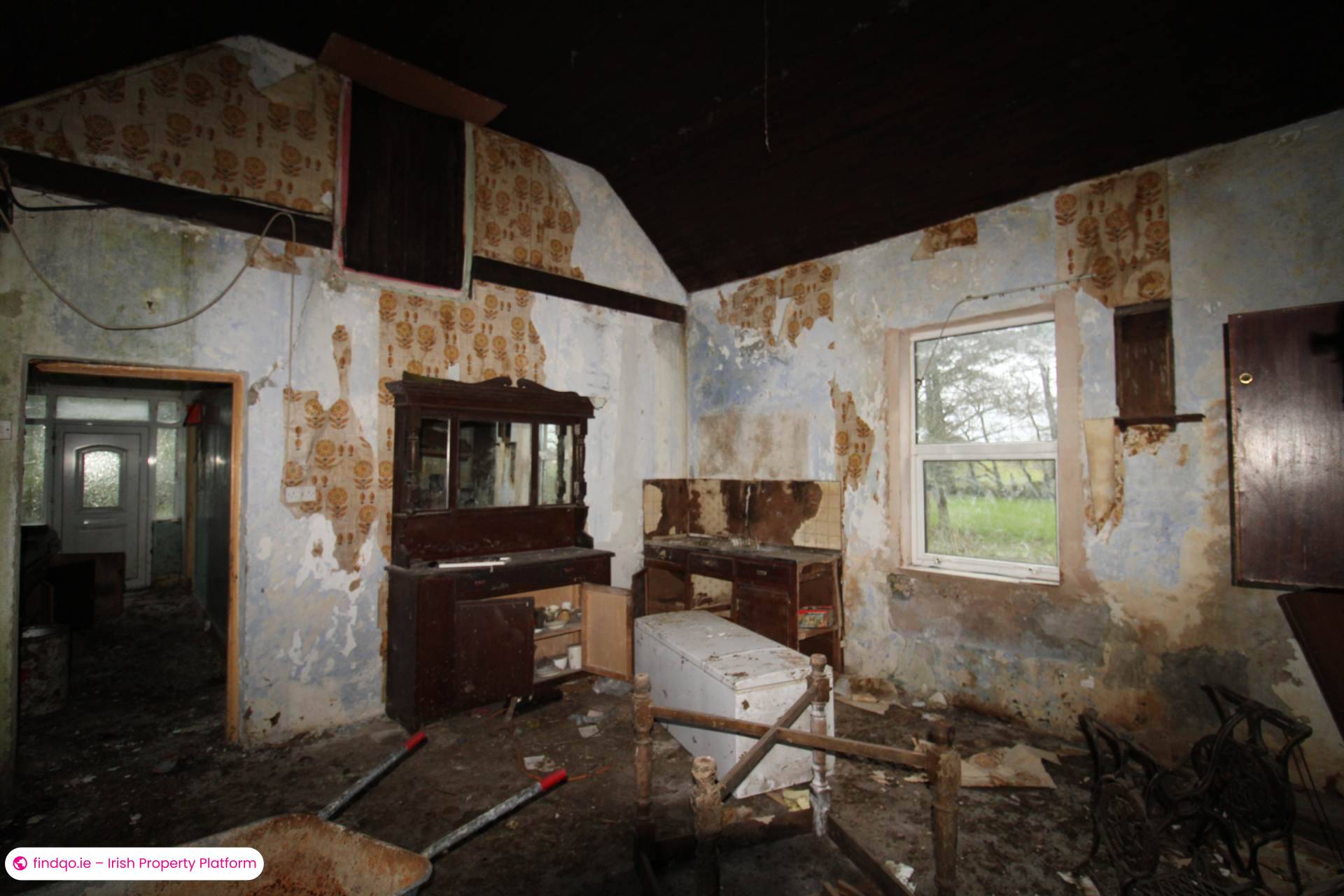 Bungalow for Sale in Crossmolina, Mayo