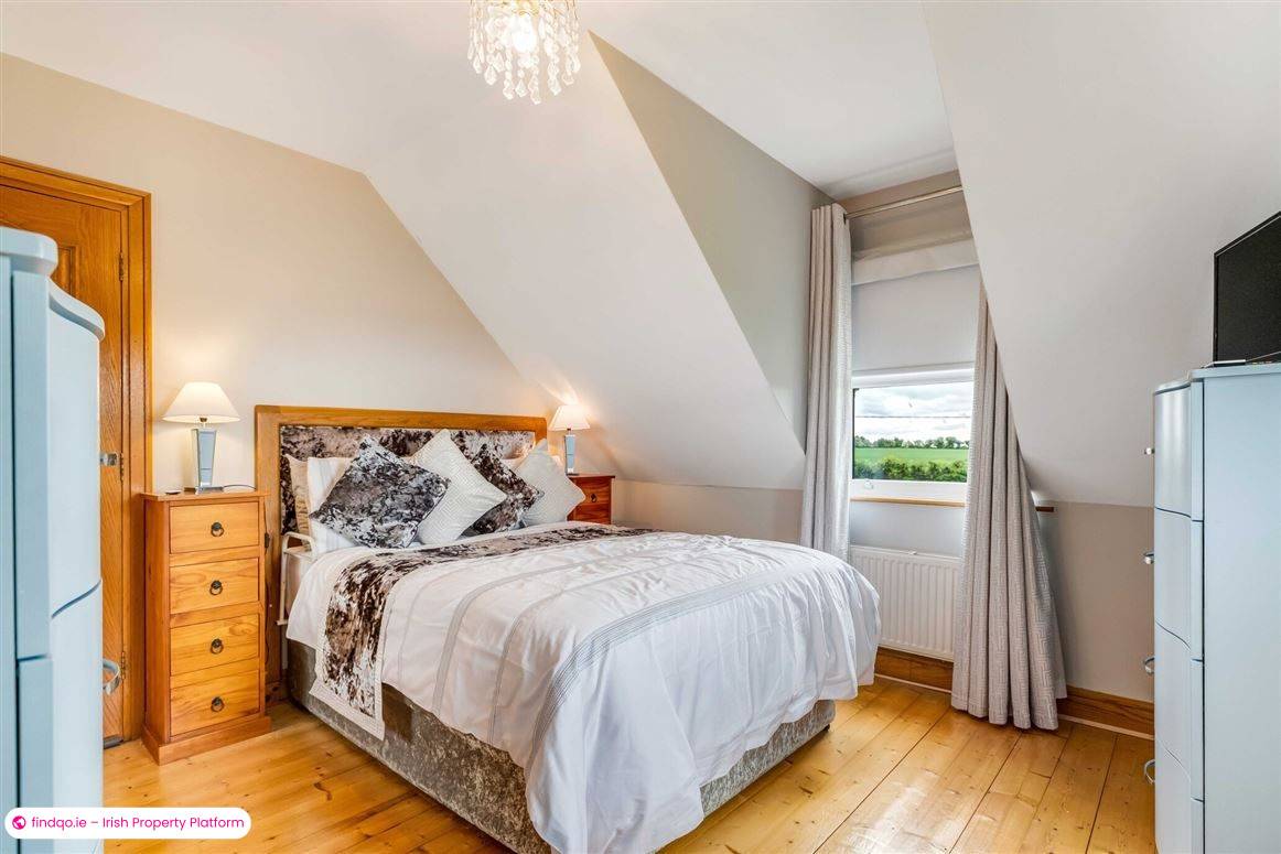 Detached house for Sale in The Ward, Dublin 11
