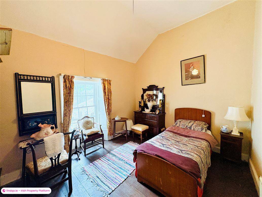 Detached house for Sale in Fenit, Kerry