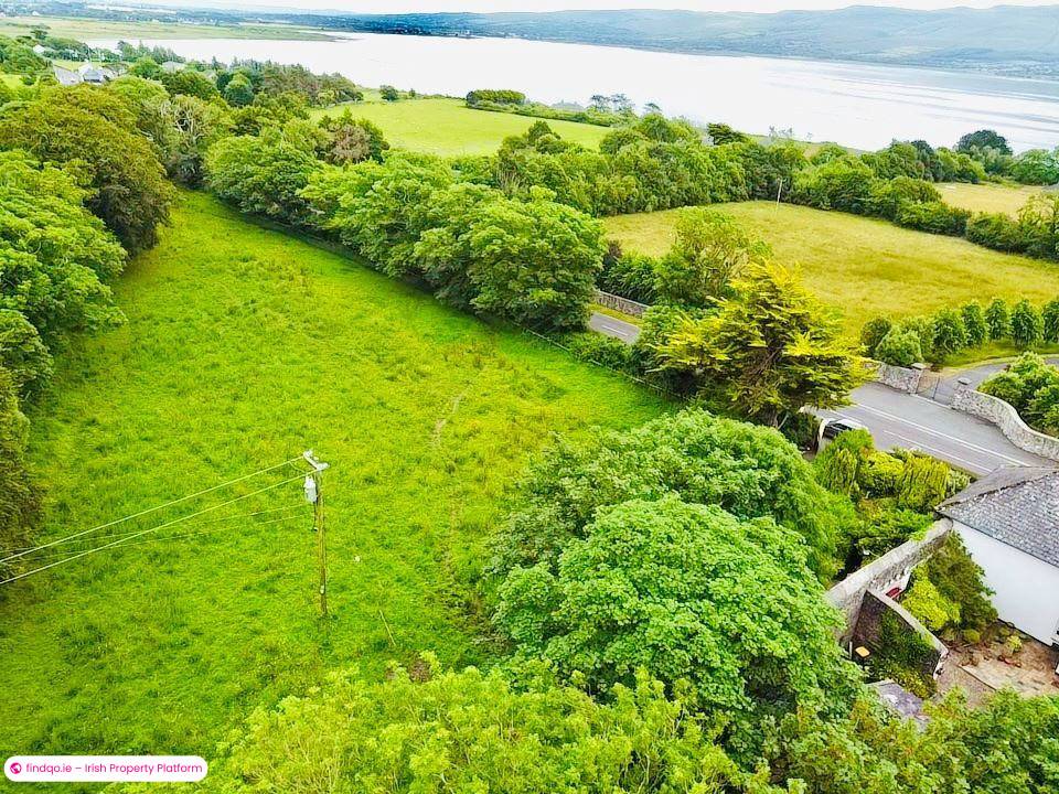 Detached house for Sale in Fenit, Kerry