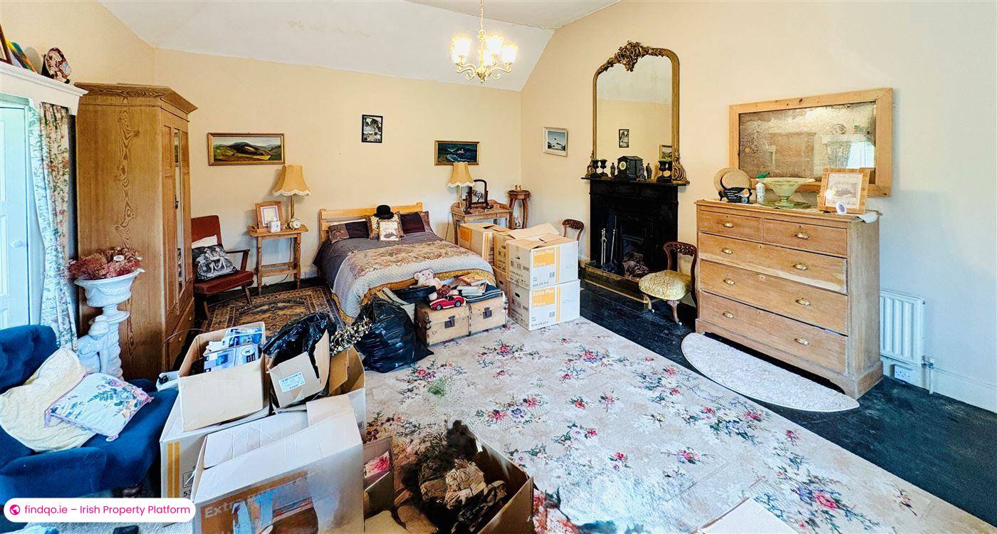 Detached house for Sale in Fenit, Kerry