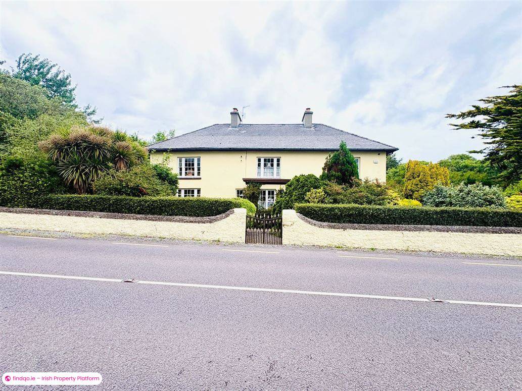Detached house for Sale in Fenit, Kerry