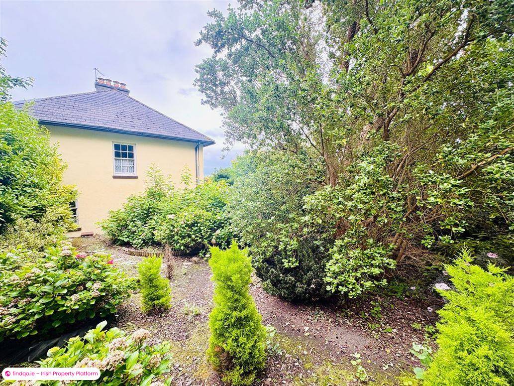 Detached house for Sale in Fenit, Kerry