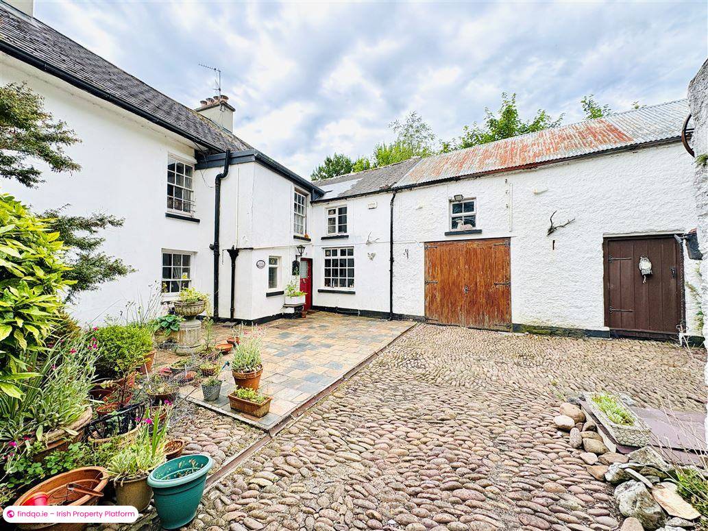 Detached house for Sale in Fenit, Kerry