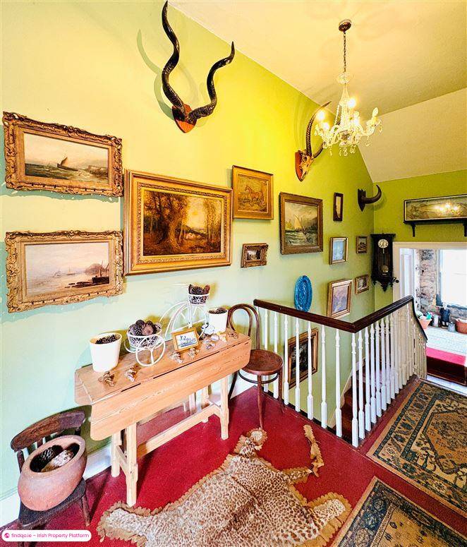 Detached house for Sale in Fenit, Kerry