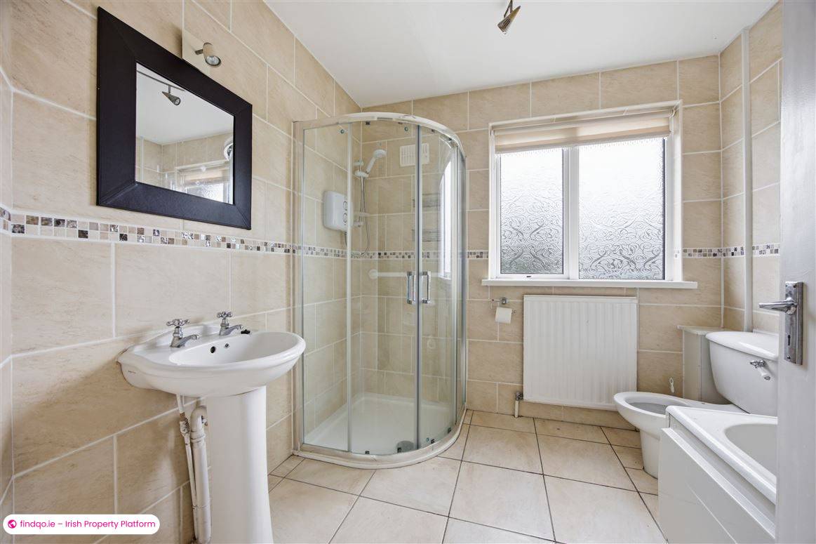 Semi-detached house for Sale in Dublin 5