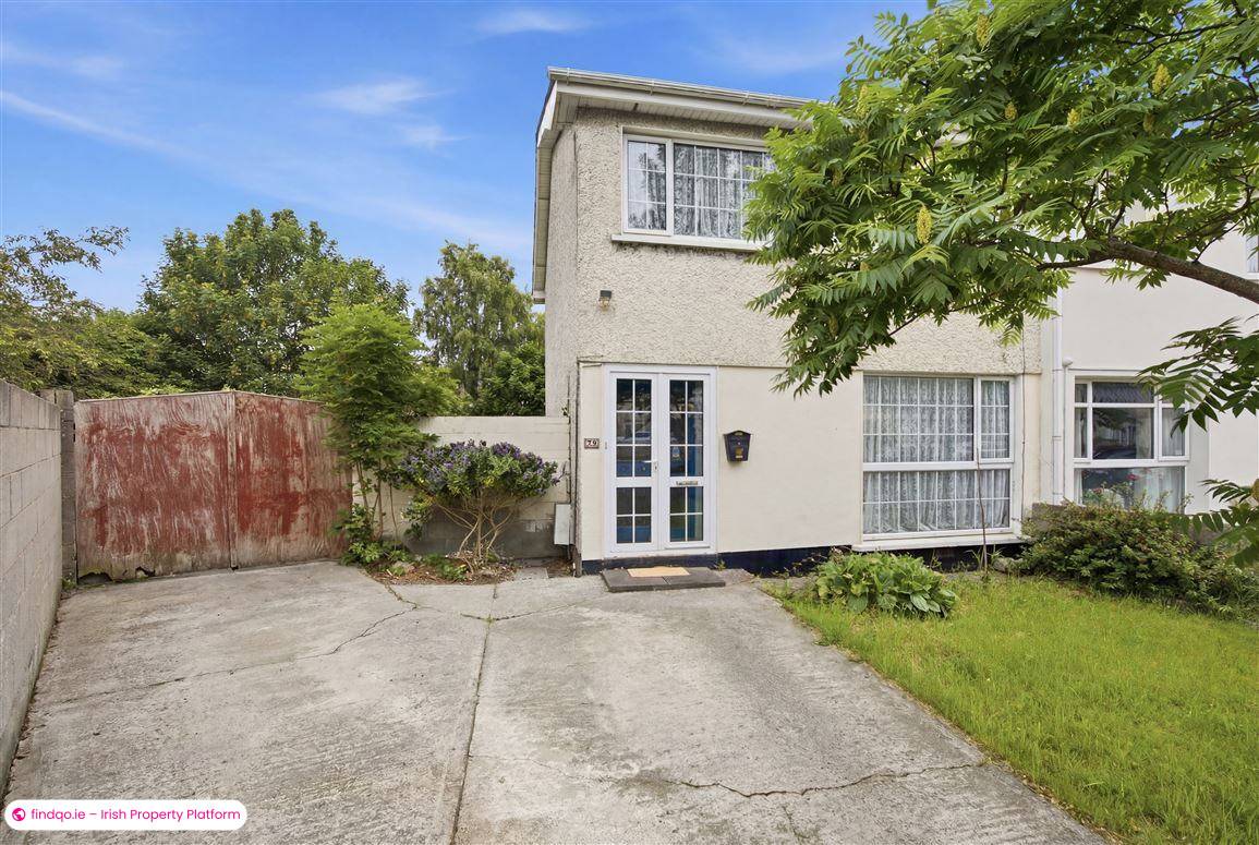 Semi-detached house for Sale in Dublin 5
