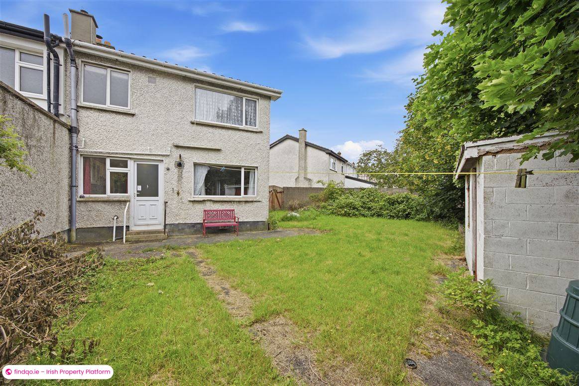 Semi-detached house for Sale in Dublin 5