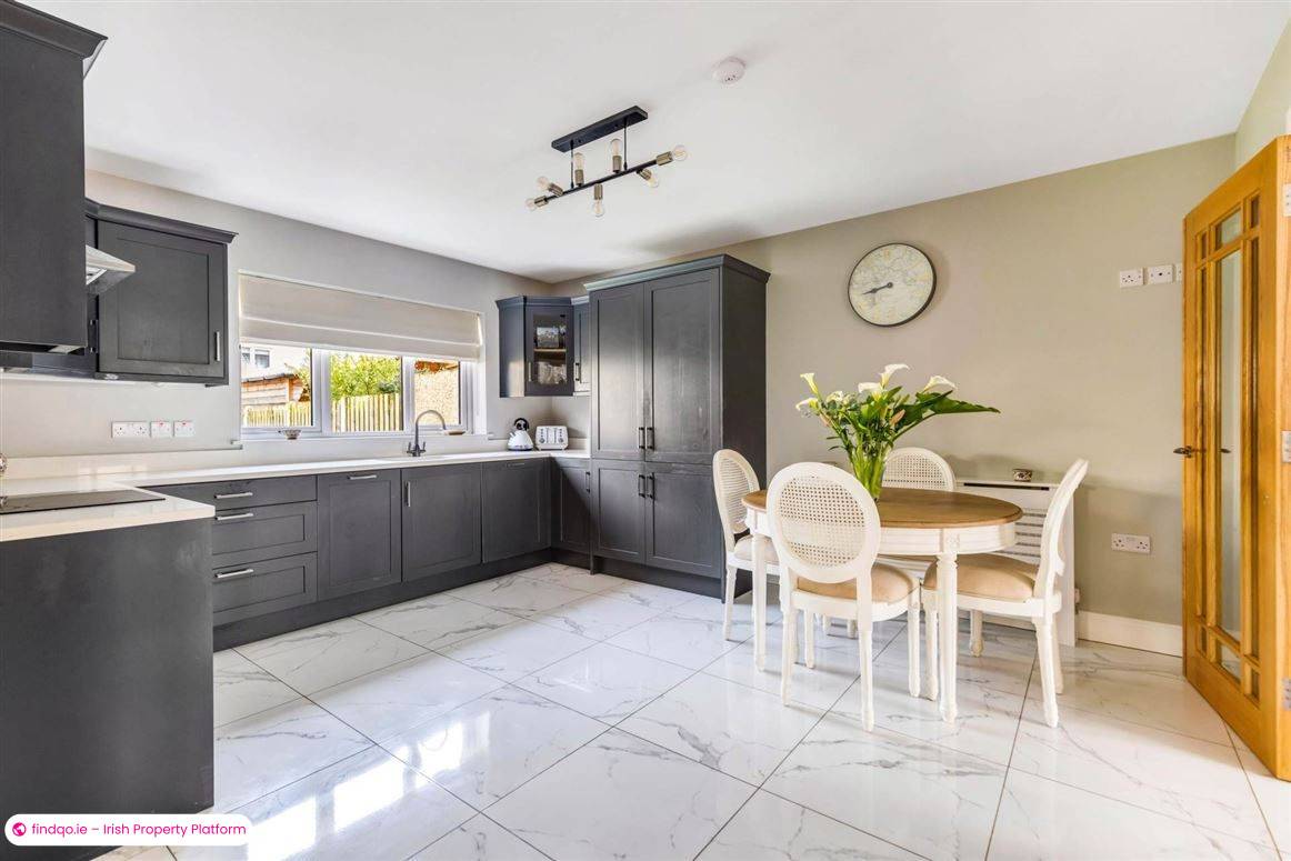 Semi-detached house for Sale in Blackrock, Louth