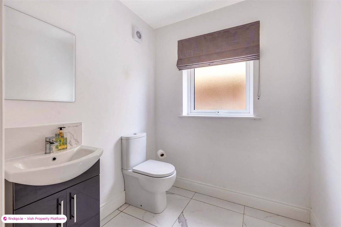 Semi-detached house for Sale in Blackrock, Louth