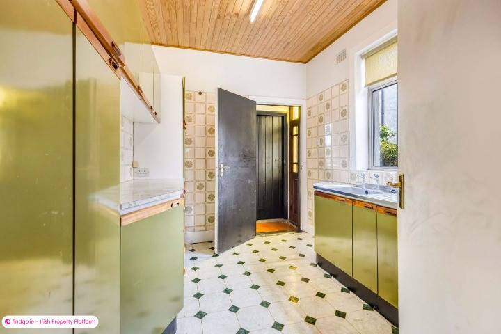 Semi-detached house for Sale in Dundalk, Louth