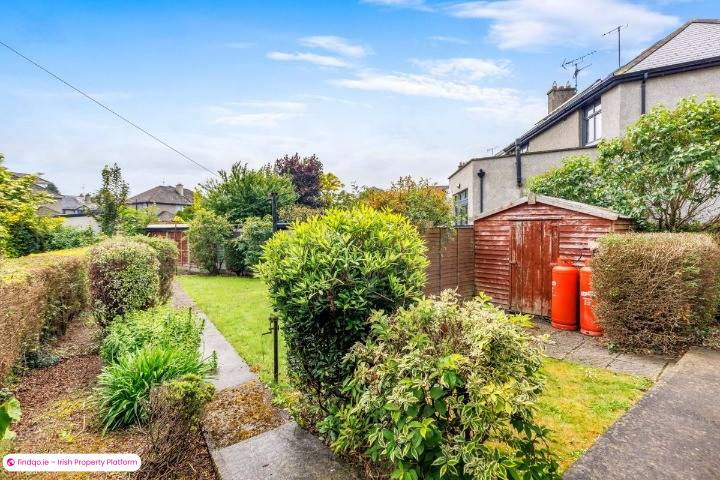 Semi-detached house for Sale in Dundalk, Louth