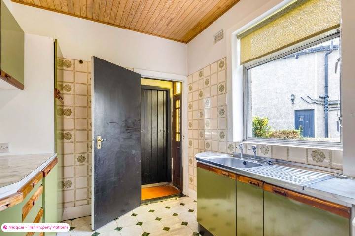 Semi-detached house for Sale in Dundalk, Louth