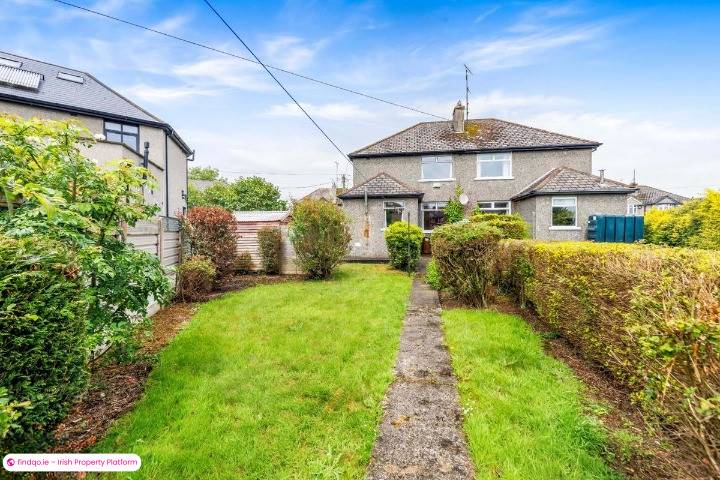 Semi-detached house for Sale in Dundalk, Louth