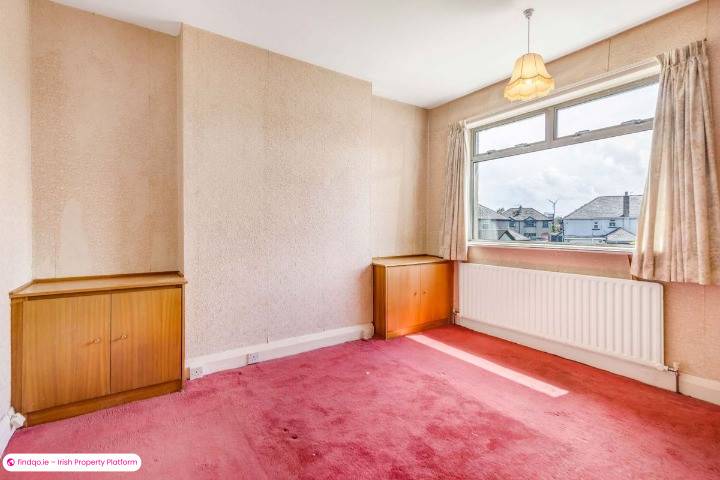 Semi-detached house for Sale in Dundalk, Louth