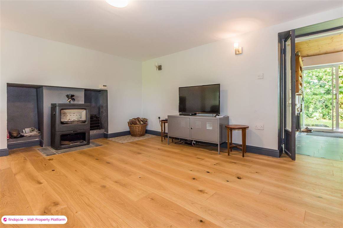 Detached house for Sale in Ballydehob, Cork