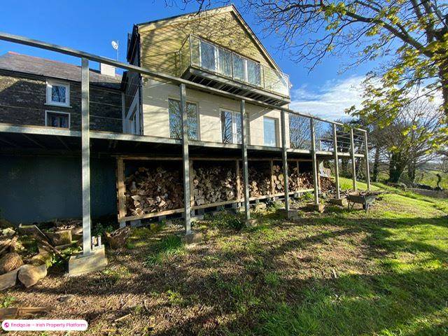 Detached house for Sale in Ballydehob, Cork