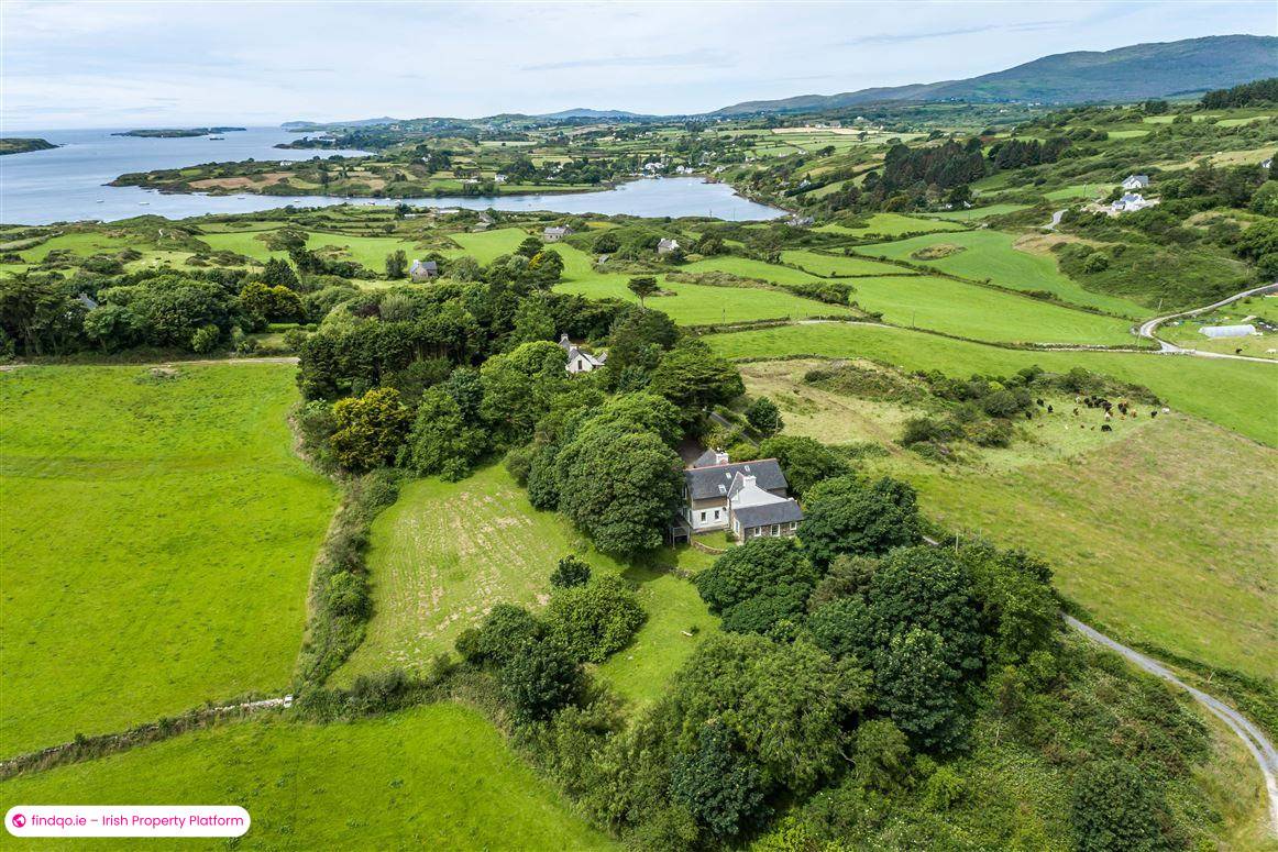 Detached house for Sale in Ballydehob, Cork