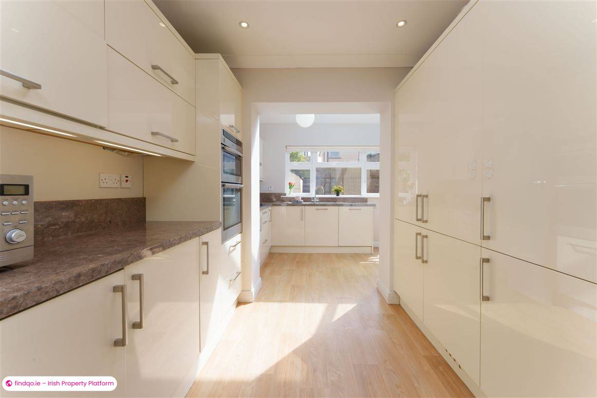 Detached house for Sale in Willbrook, Dublin 14