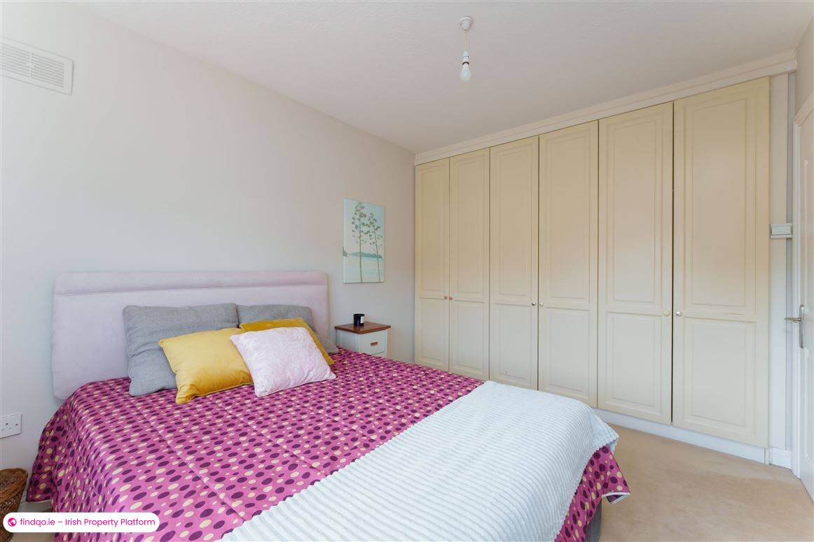Detached house for Sale in Willbrook, Dublin 14
