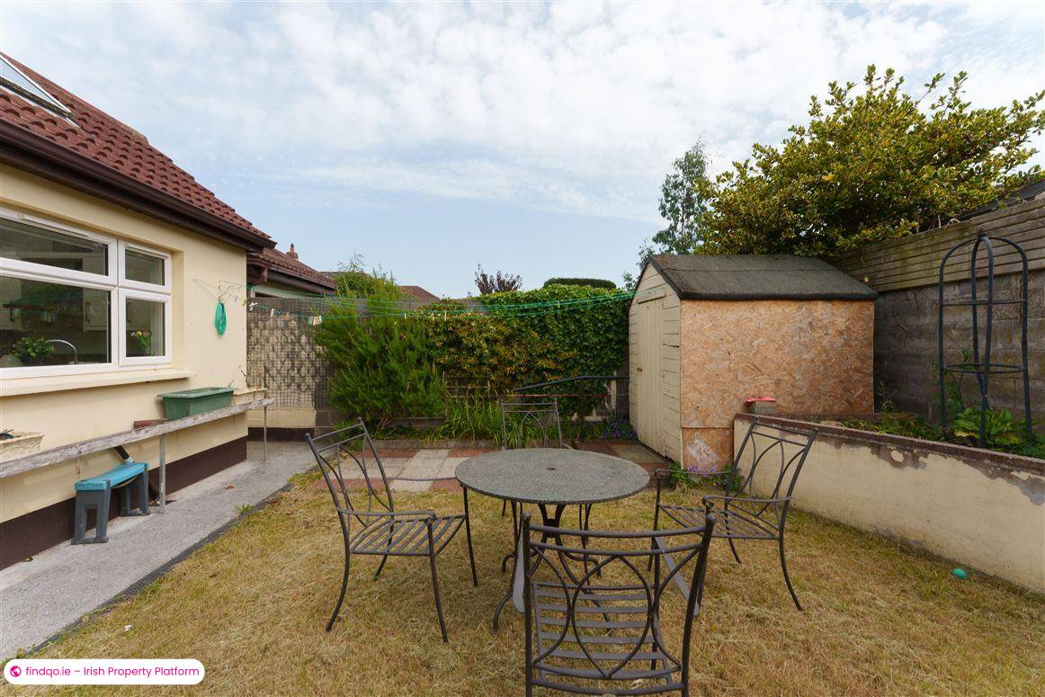 Detached house for Sale in Willbrook, Dublin 14