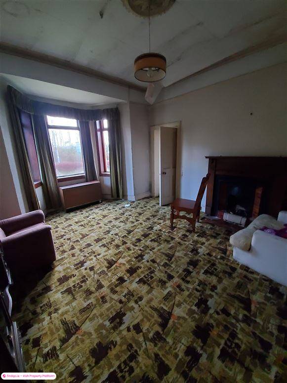 Detached house for Sale in Castlebar, Mayo