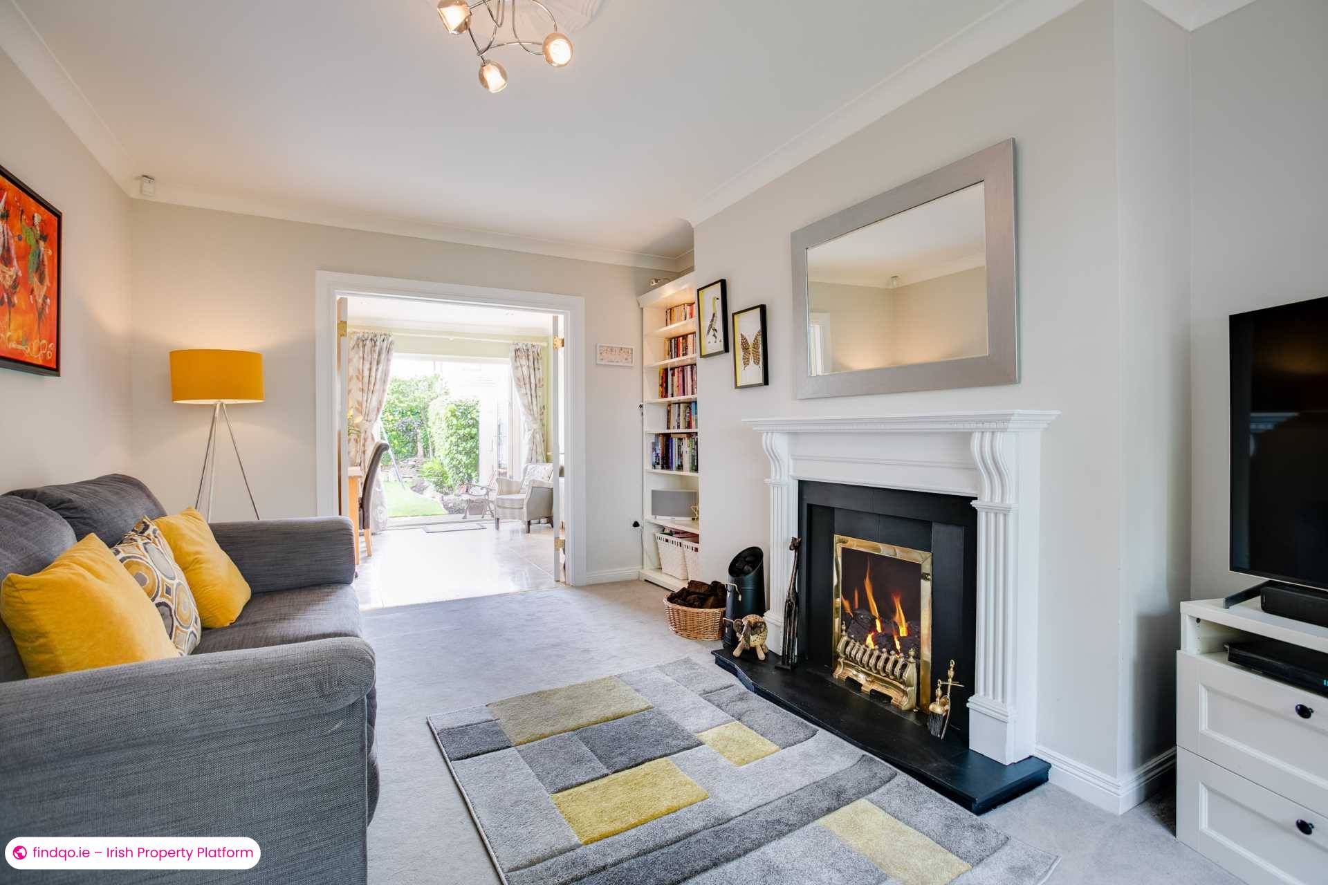 Semi-detached house for Sale in Dublin 24