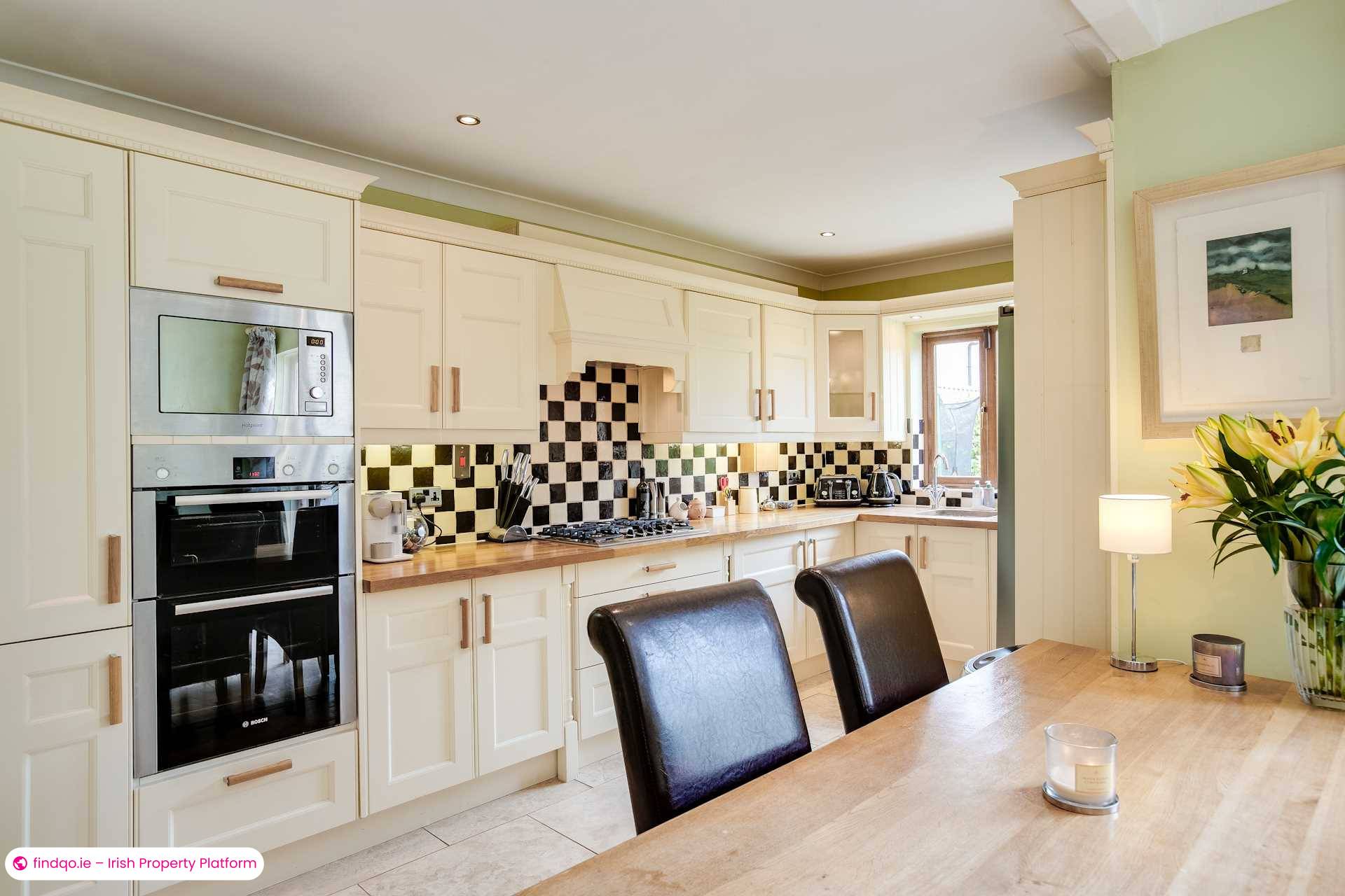 Semi-detached house for Sale in Dublin 24