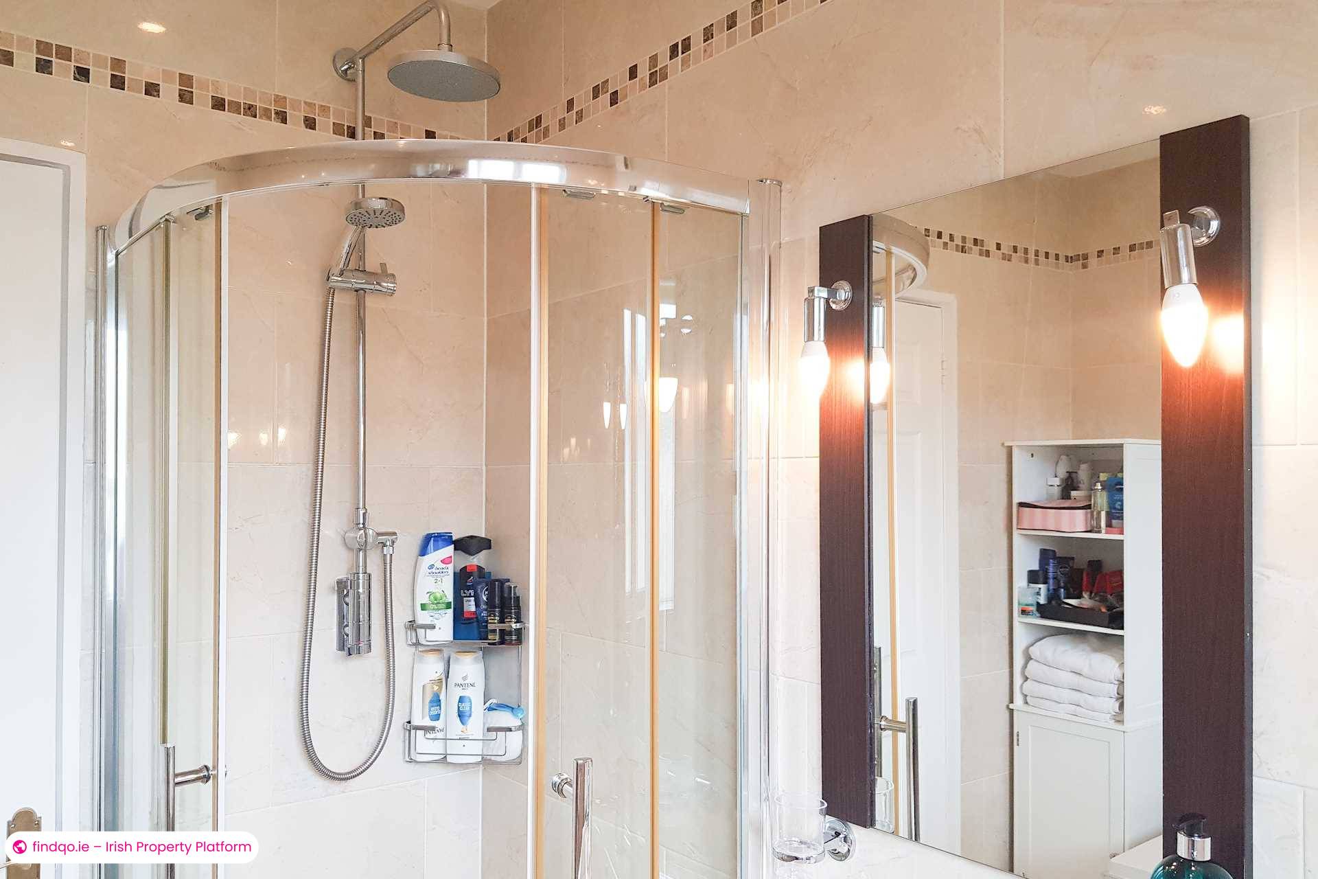 Semi-detached house for Sale in Dublin 24