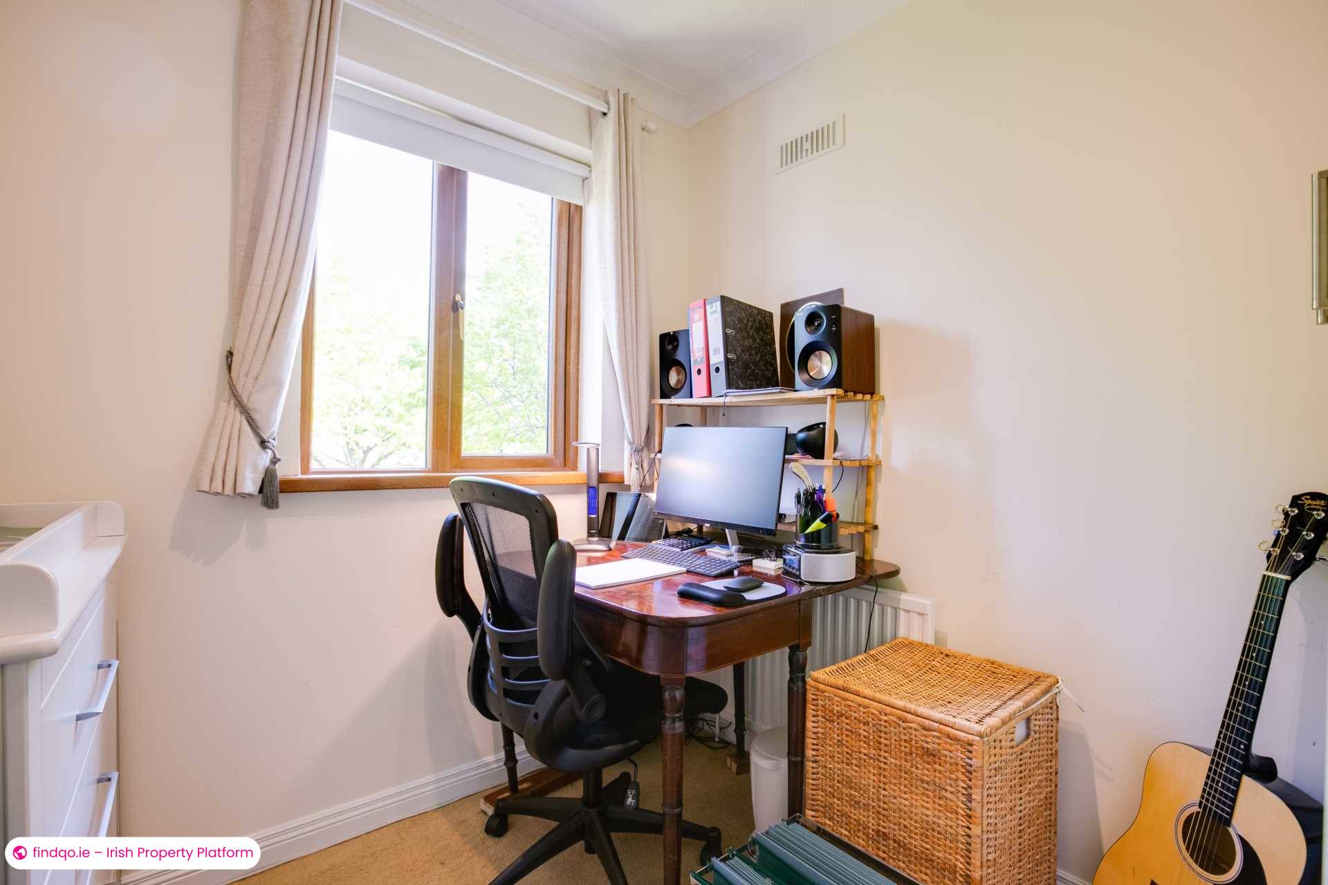 Semi-detached house for Sale in Dublin 24