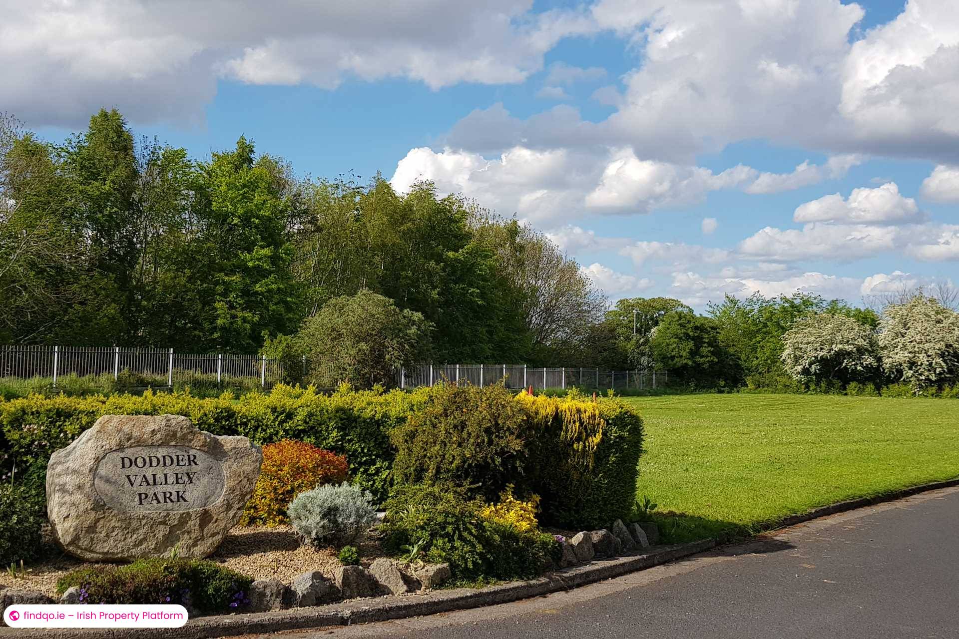 Semi-detached house for Sale in Dublin 24