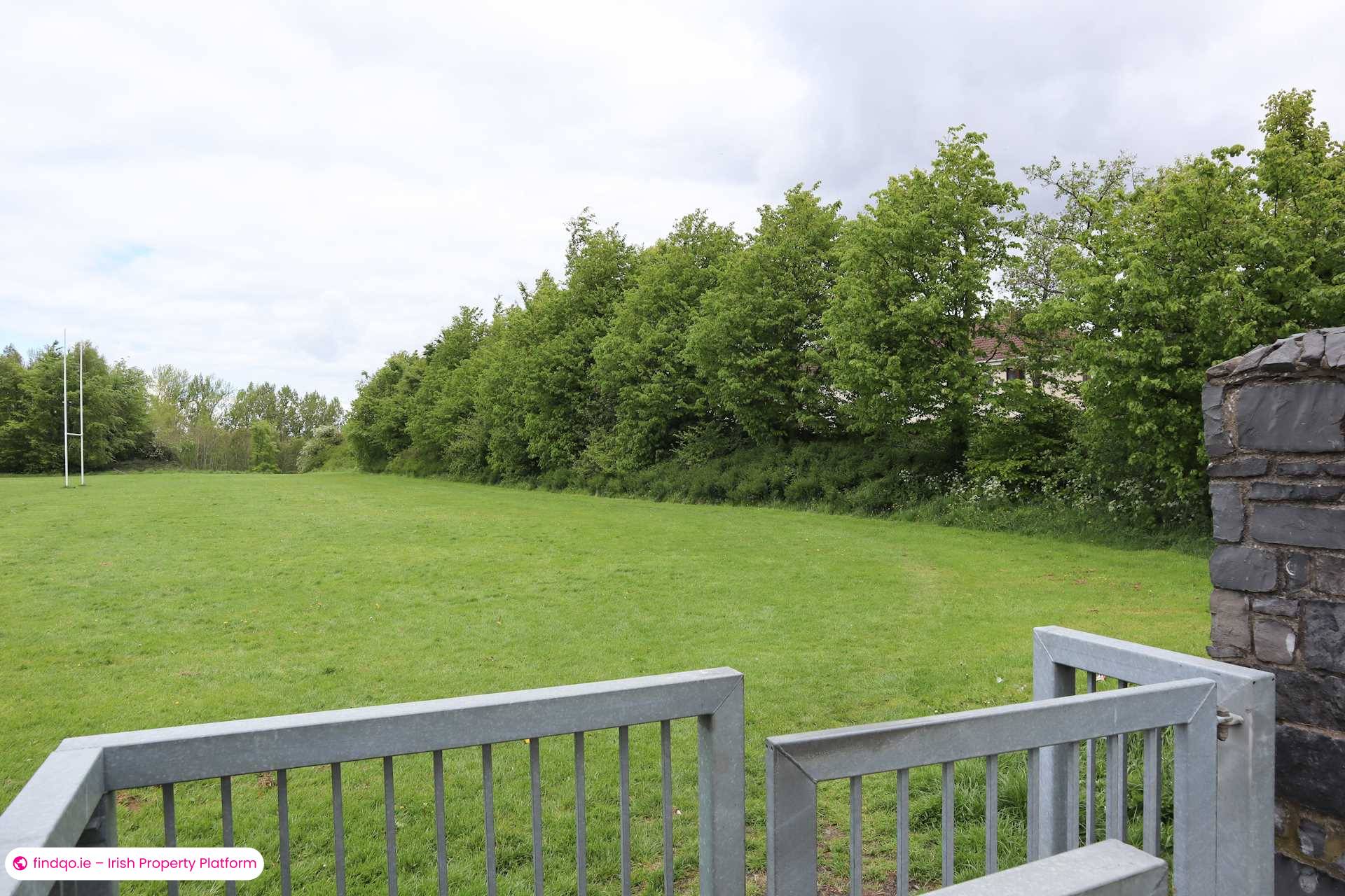 Semi-detached house for Sale in Dublin 24